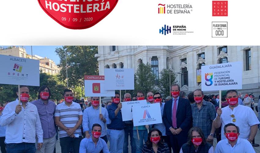 Representantes de la Federaci�n provincial de Turismo y Hosteler�a de Guadalajara acuden a la concentraci�n de Madrid para salvar el sector
