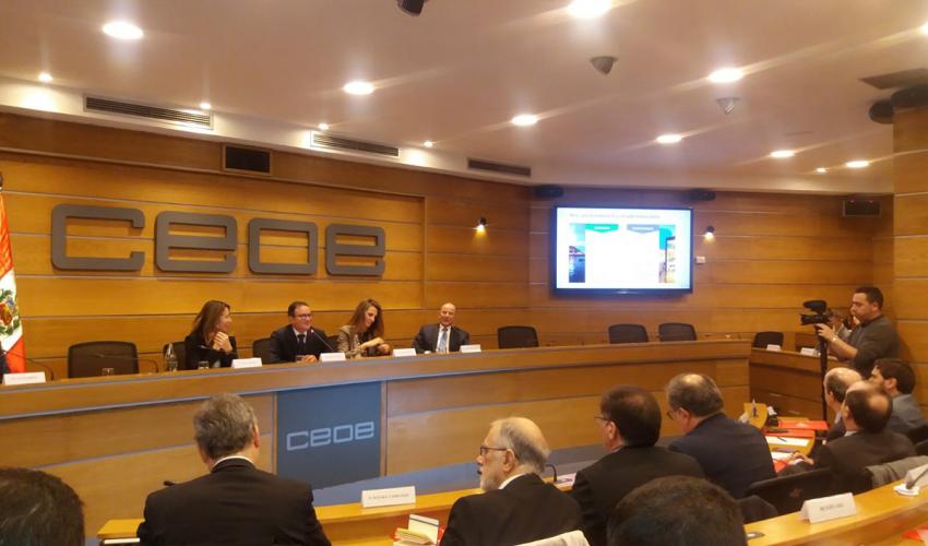 ‘Guadalajara Empresarial’ asiste a un encuentro econ�mico con el ministro de comercio exterior y turismo de Per�, Edgar V�squez