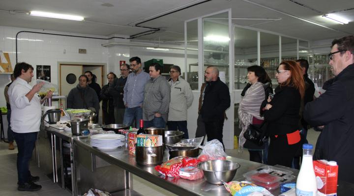 Medio centenar de cocineros profesionales participan en los cursos cocinar con trufa negra 