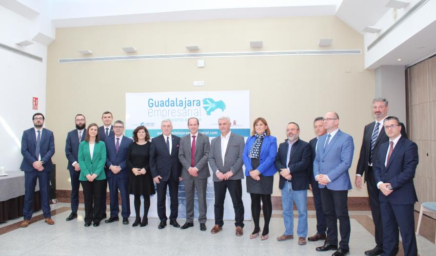 El mariscal de la provincia de Swietokrzyskie, junto con otros miembros del gobierno polaco, visitan Guadalajara con el fin de generar sinergias empresariales