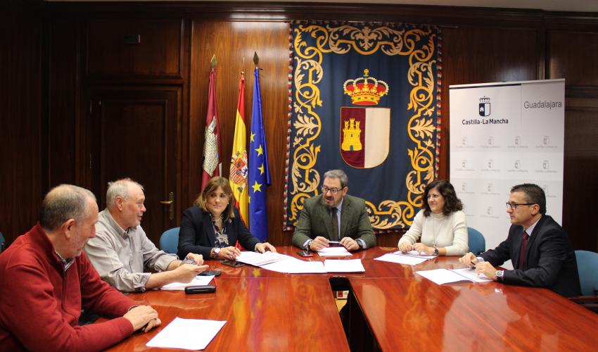 El Gobierno regional presenta a los agentes econ�micos y sociales de Guadalajara las l�neas maestras del nuevo Plan Adelante 2020-2023