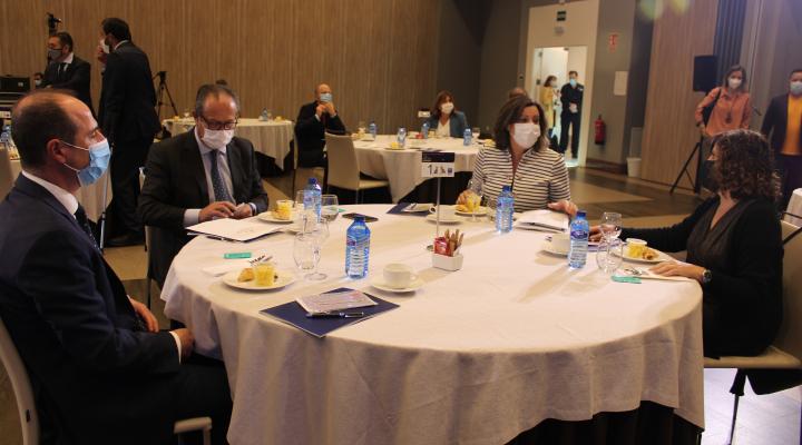 Celebrado el encuentro empresarial: Hacia la recuperaci�n econ�mica en Espa�a y Europa, con la presencia de Garc�a Page