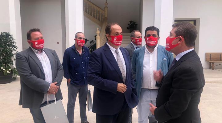 La Federaci�n provincial de Turismo y Hosteler�a de Guadalajara pide a Garc�a-Page que ayude a salvar la hosteler�a