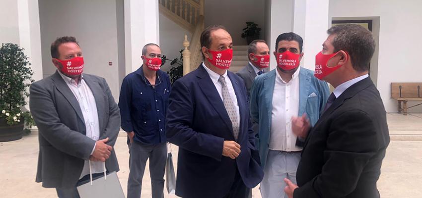 La Federaci�n provincial de Turismo y Hosteler�a de Guadalajara pide a Garc�a-Page que ayude a salvar la hosteler�a