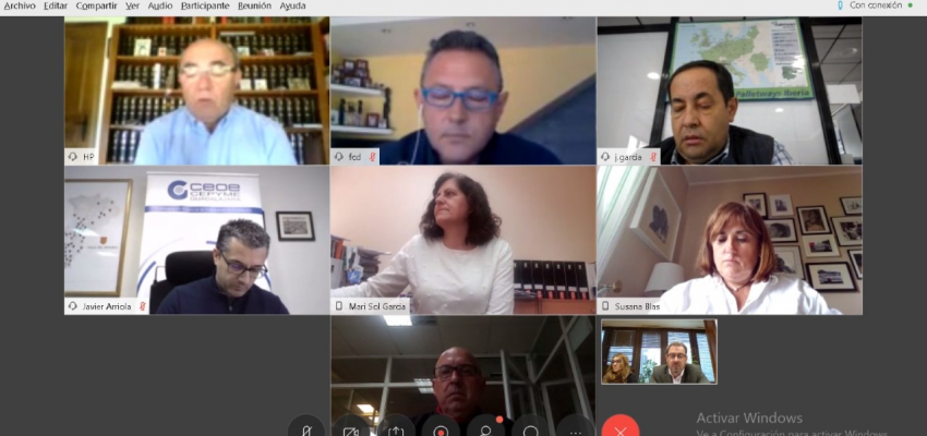 El delegado de la Junta se re�ne con CEOE-CEPYME Guadalajara para sumar esfuerzos en la recuperaci�n del tejido empresarial de la provincia