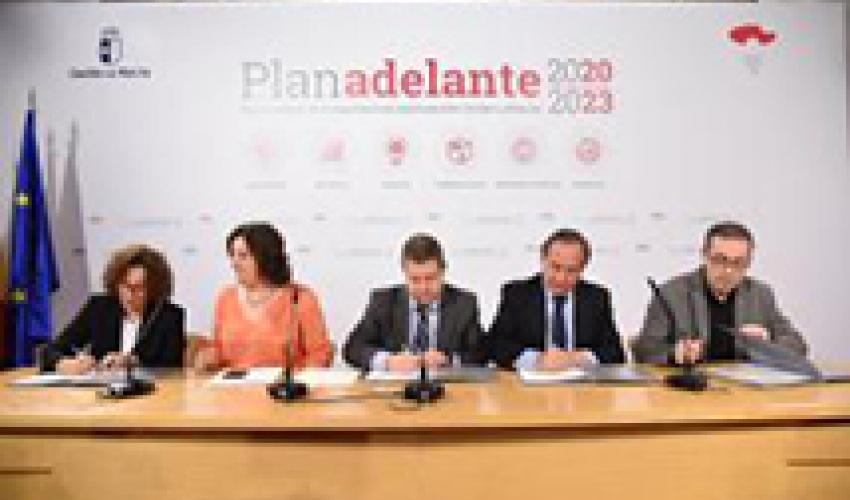 CECAM suscribe el Plan Adelante 2020-2023, con medidas de impulso a la actividad productiva de la regi�n