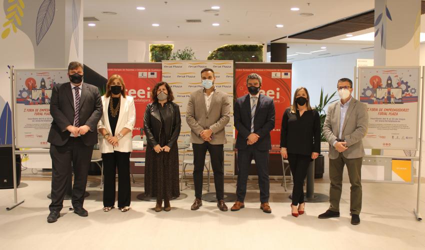 Nace la 1� Feria de Emprendedores del centro comercial Ferial Plaza