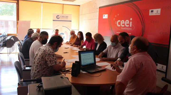 Firmado el convenio colectivo del sector del metal de Guadalajara