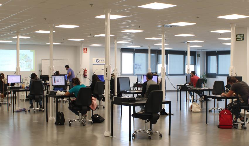 CEOE-CEPYME Guadalajara da comienzo a dos nuevos cursos de formaci�n para el sector de la log�stica y el transporte