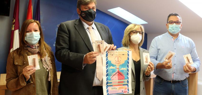 Establecimientos asociados a FEDECO participan en una nueva edici�n del concurso Escaparate en Rosa