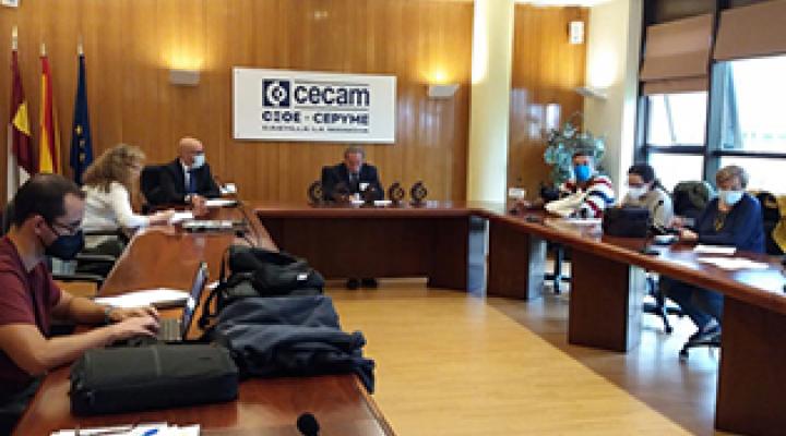 Teresa Quiles, galardonada con el premio CECAM 2021 por la provincia de Guadalajara