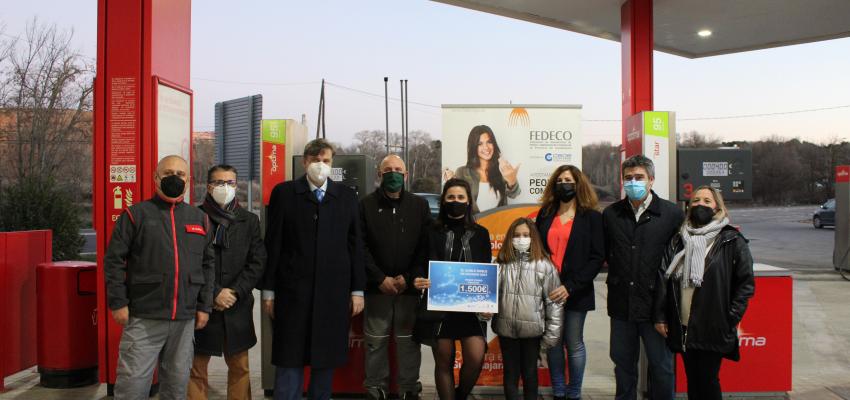 FEDECO entrega uno de los premios de su campa�a el Doble, doble de Navidad