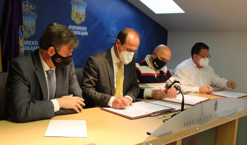 El Ayuntamiento de Guadalajara incrementa un 50 por ciento el apoyo al tejido comercial