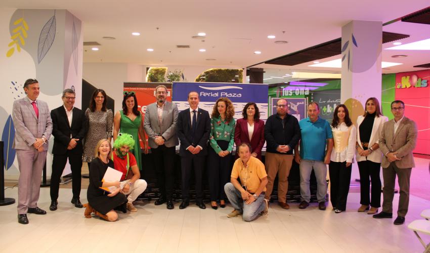 Ferial Plaza y CEEI Guadalajara inauguran su II feria del emprendimiento