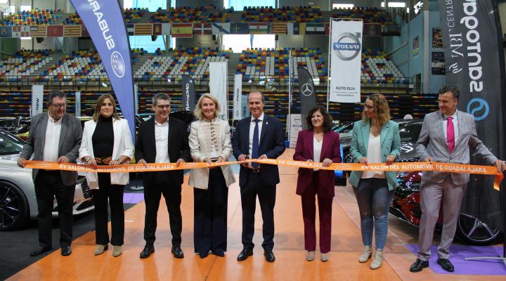 M�s de 200 modelos en exposici�n en el XV Sal�n del Autom�vil que abre hoy sus puertas