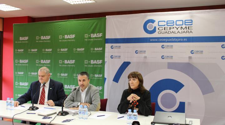 M�s de medio centenar de empresarios se informan de la nueva ley de residuos en una nueva jornada de CEOE-CEPYME Guadalajara