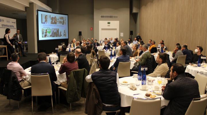 La estrategia digital a debate en un nuevo desayuno empresarial 