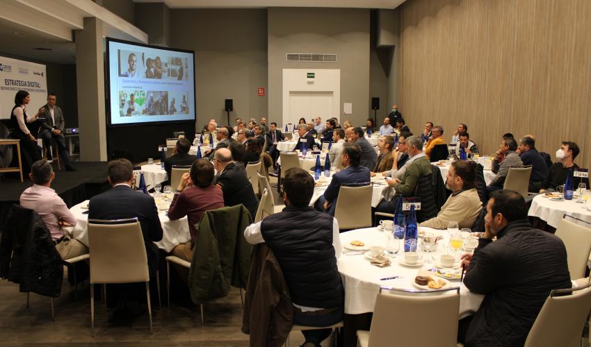 La estrategia digital a debate en un nuevo desayuno empresarial 