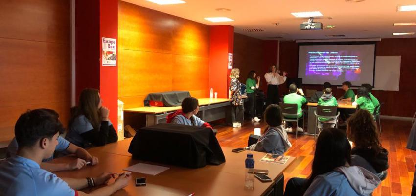APEC Guadalajara celebra un Escape-Box para ense�ar a los m�s j�venes el mundo de la construcci�n