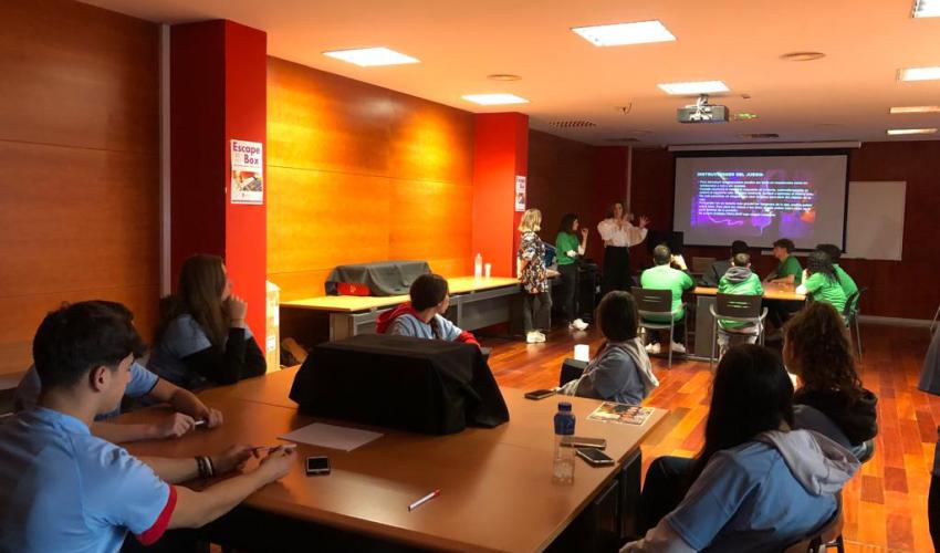 APEC Guadalajara celebra un Escape-Box para ense�ar a los m�s j�venes el mundo de la construcci�n