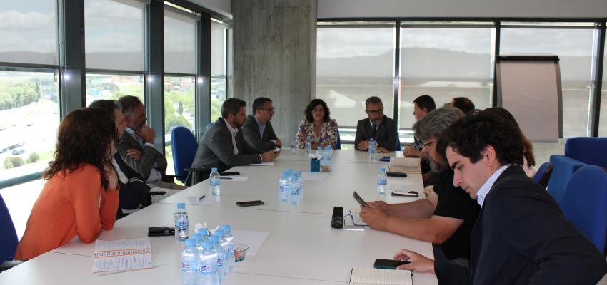 La presidenta de CEOE-CEPYME Guadalajara se re�ne con el presidente de Port Tarragona