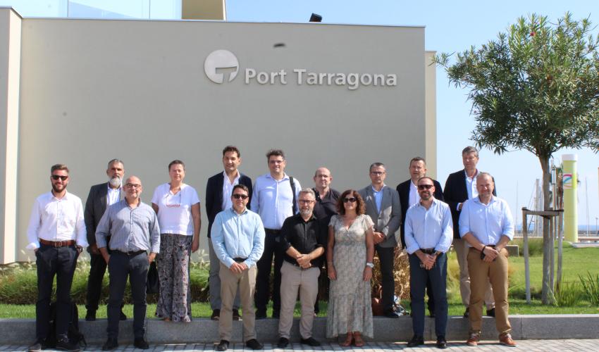 Una delegaci�n de empresarios de CEOE-CEPYME Guadalajara visitan las instalaciones del Port Tarragona