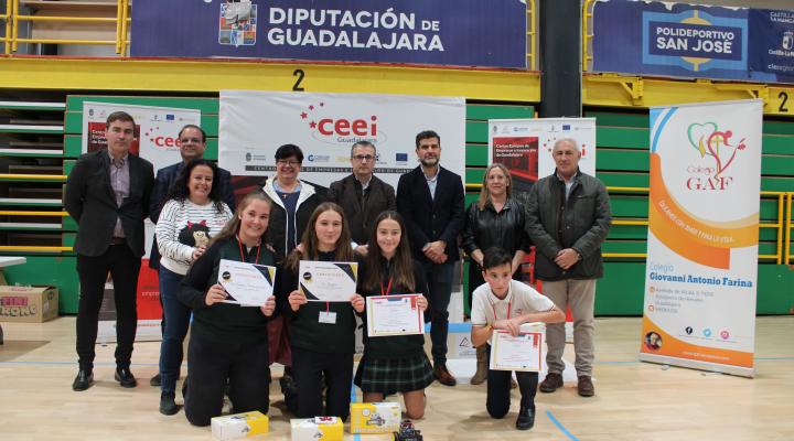 Festo, del colegio Giovanni Antonio Farina, gana la V edici�n de la competici�n de rob�tica-botschallenges, organizada por el CEEI Guadalajara