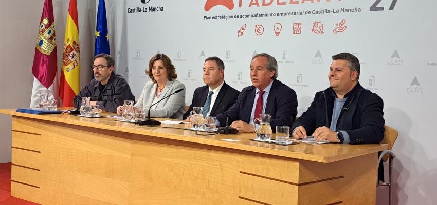 CECAM suscribe el Plan Adelante 2024-2027, que pone el foco en las empresas como motor de crecimiento