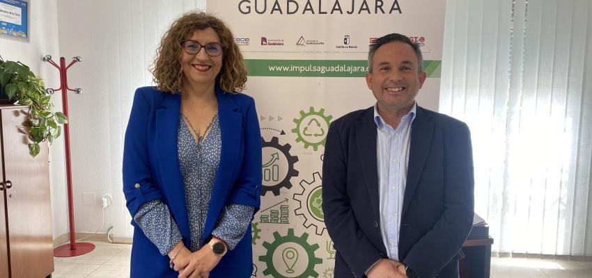 Villanueva de la Torre destaca el avance de su futuro pol�gono industrial en una reuni�n de trabajo mantenida con Impulsa Guadalajara