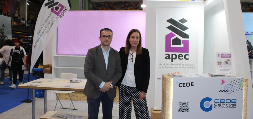 APEC Guadalajara particip� en la II feria de Formaci�n Profesional de Guadalajara