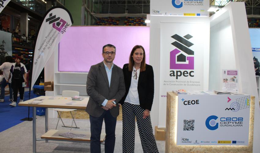 APEC Guadalajara particip� en la II feria de Formaci�n Profesional de Guadalajara