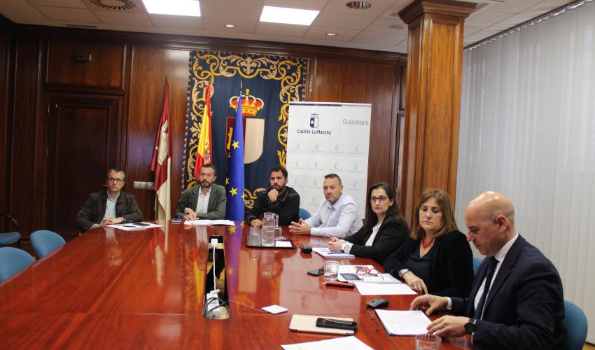 Presentado en Guadalajara el Plan Adelante como motor econ�mico para la creaci�n de empleo y la inversi�n empresarial