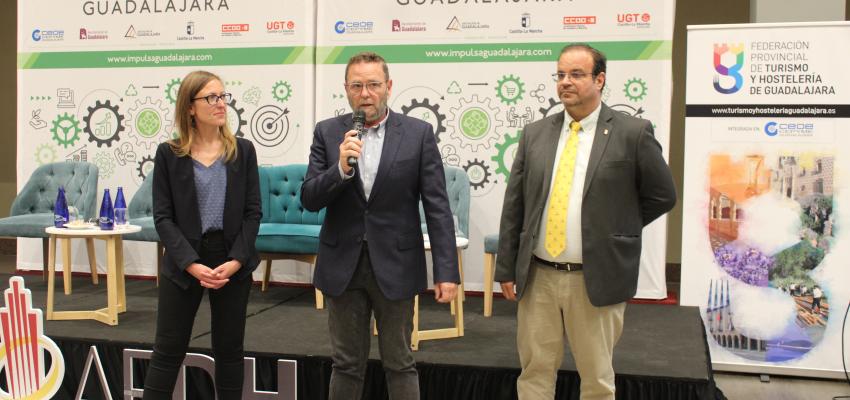 Empresarios del sector del turismo se informan de las nuevas herramientas para un turismo de experiencias