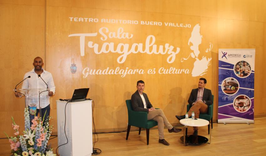La salud mental en el deporte a an�lisis en la primera cita de las Jornadas Formativas del Deporte en Guadalajara, organizadas por el Ayuntamiento de Guadalajara y APEDEGU