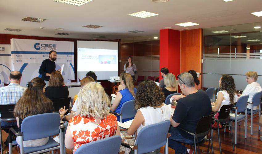 Comienza el programa soft skill en el entorno laboral de CEOE-CEPYME Guadalajara con su clase presencial