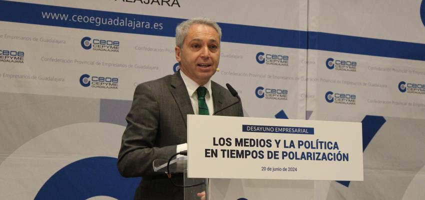 El prestigioso periodista Vicente Vall�s re�ne en un desayuno de CEOE-CEPYME Guadalajara a cerca de 300 empresarios