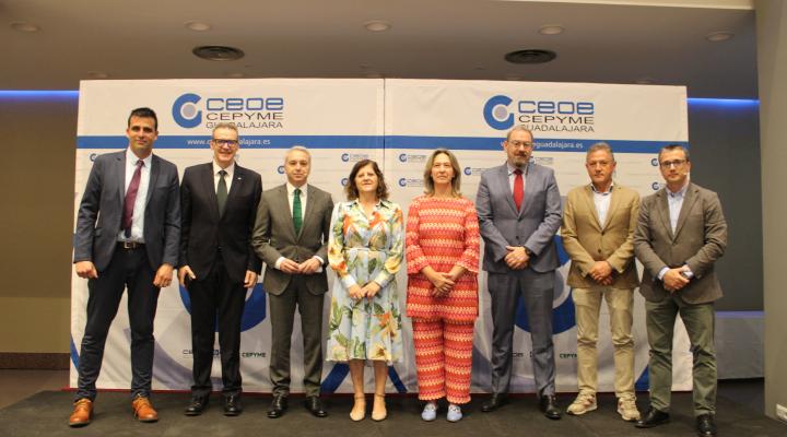 El prestigioso periodista Vicente Vall�s re�ne en un desayuno de CEOE-CEPYME Guadalajara a cerca de 300 empresarios