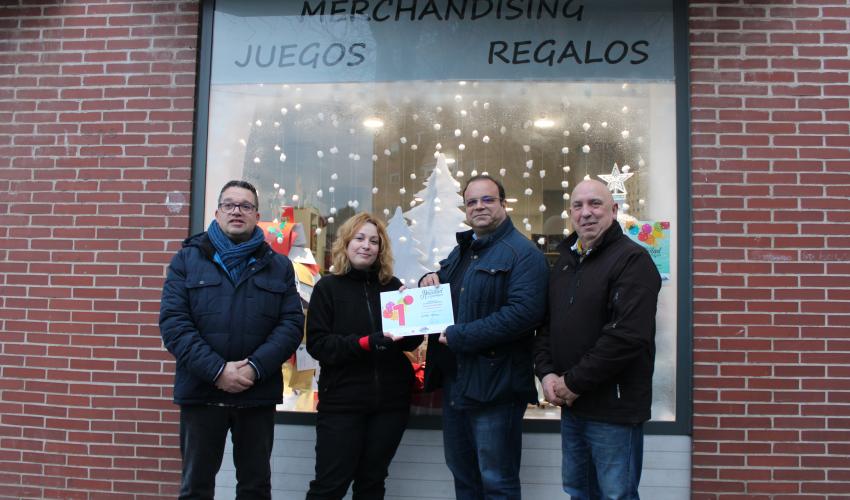 Cuatro de los seis ganadores del concurso de escaparates navide�os del Ayuntamiento de Guadalajara est�n asociados a FEDECO