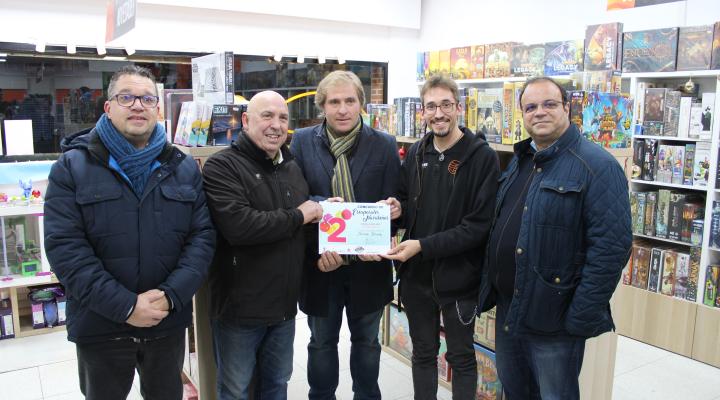 Cuatro de los seis ganadores del concurso de escaparates navide�os del Ayuntamiento de Guadalajara est�n asociados a FEDECO