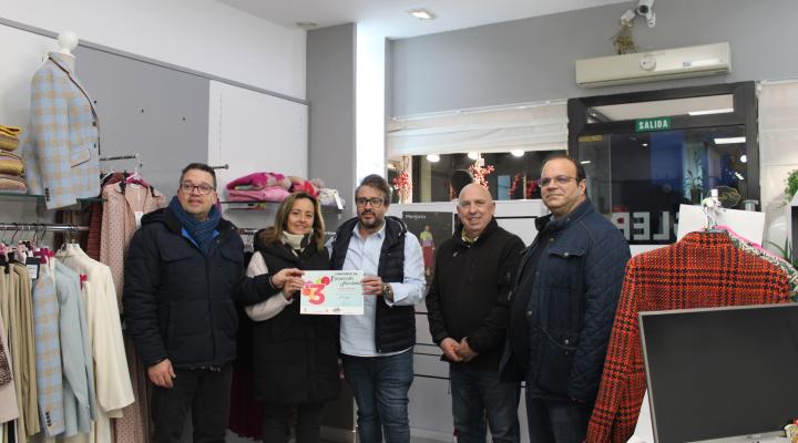 Cuatro de los seis ganadores del concurso de escaparates navide�os del Ayuntamiento de Guadalajara est�n asociados a FEDECO