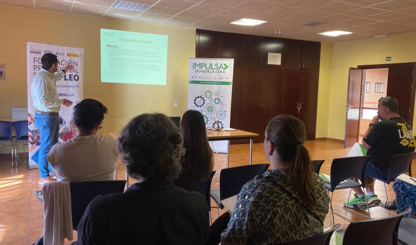 Finalizan con �xito de participaci�n las jornadas informativas sobre las ayudas a empresas, pymes y aut�nomos del Plan Adelante 2024-2027 de Impulsa Guadalajara
