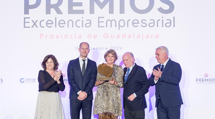 Brillante entrega de los Premios Excelencia Empresarial 2024 