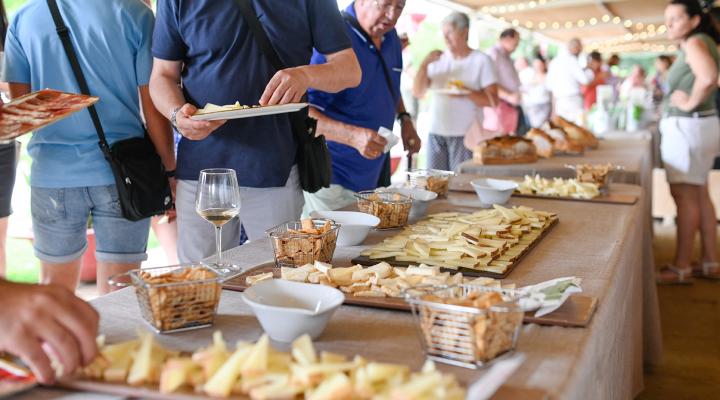El III foro de hosteler�a de la provincia organizado por la Federaci�n provincial de Turismo y Hosteler�a de Guadalajara re�ne a m�s de 200 profesionales del sector