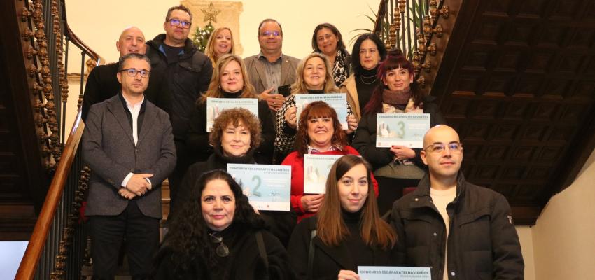 Entregados los premios del Concurso de Escaparates Navide�os impulsado desde la concejal�a de Comercio con la colaboraci�n de FEDECO