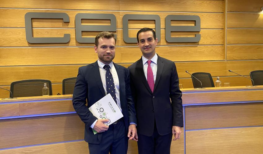 Impulsa Guadalajara presente en un encuentro empresarial con el Embajador de Panam�, H�ctor Infante