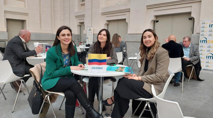 Impulsa guadalajara mantiene reuniones con representantes de distintos pa�ses en IMEX Madrid 2025