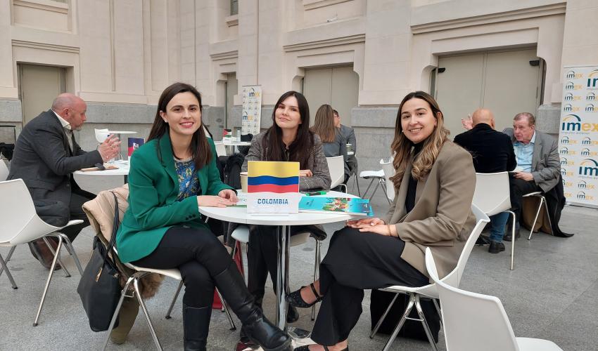 Impulsa guadalajara mantiene reuniones con representantes de distintos pa�ses en IMEX Madrid 2025