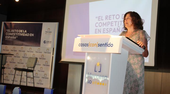 Cerca de 200 personas asisten a la charla-coloquio de Arturo Bris organizada por Hercesa y CEOE-CEPYME Guadalajara