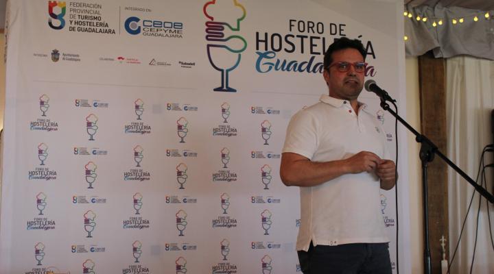 El IV Foro de Hosteler�a de la provincia organizado por la Federaci�n provincial de Turismo y Hosteler�a de Guadalajara se consolida reuniendo a m�s de 200 profesionales del sector