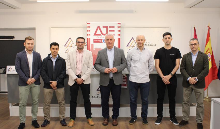 AJE Guadalajara presenta el premio Juventud Empresarial de Guadalajara 2025